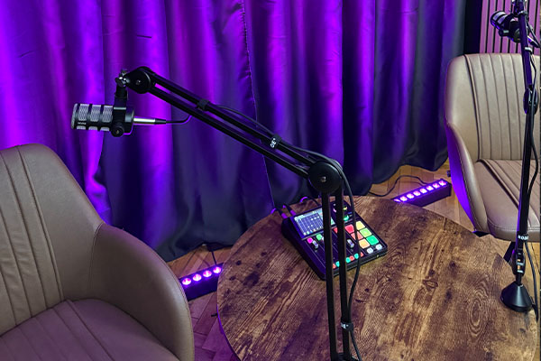 Studio 11
